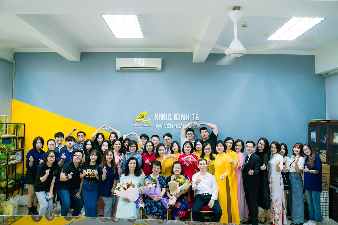 Thầy trò Hay888666 giải trí trực tuyến